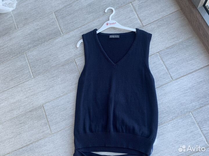 Жилет и брюки школьные 140-146 доя девочки