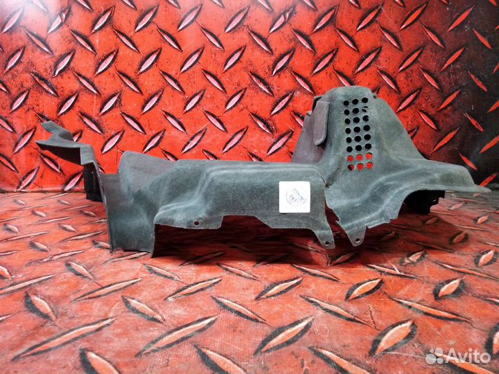 Обшивка багажника правая Volkswagen Polo седан