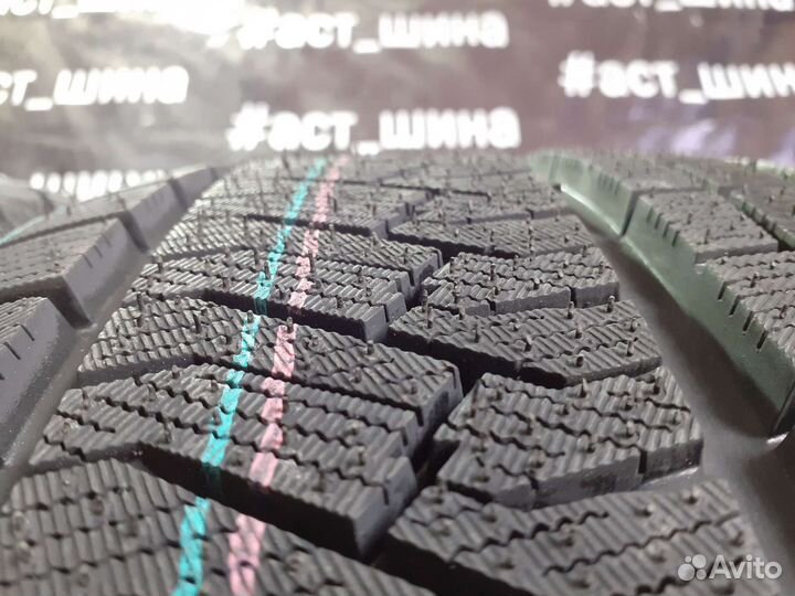 Triangle PL02 235/50 R19