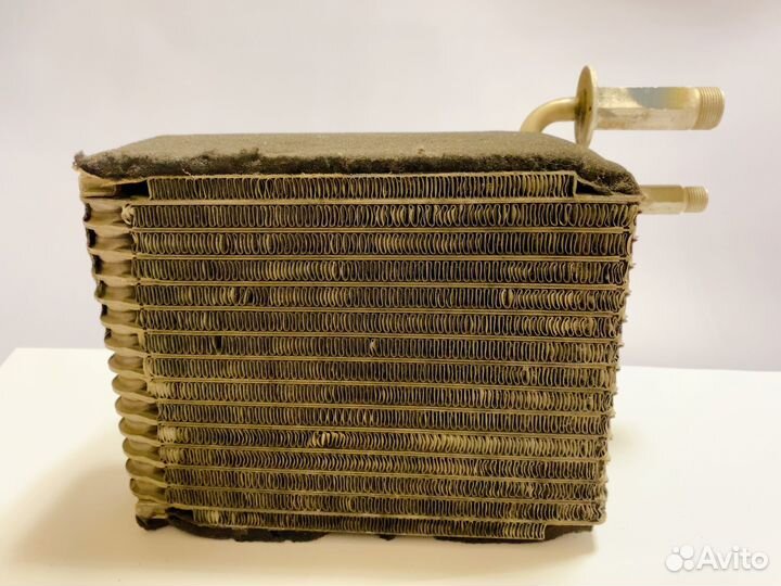 Радиатор кондиционера на погрузчик sdlg L936