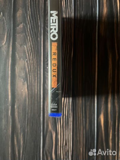 Metro redux ps4 (диск новый)