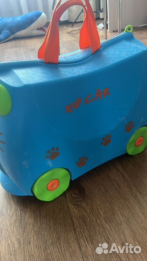 Детский чемодан каталка Kid Car