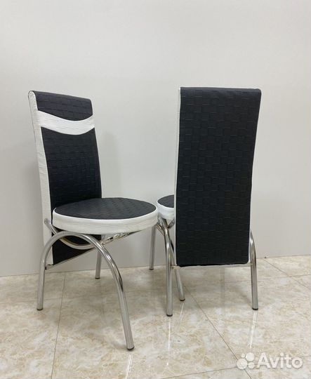 Стол обеденный и 6 стульев