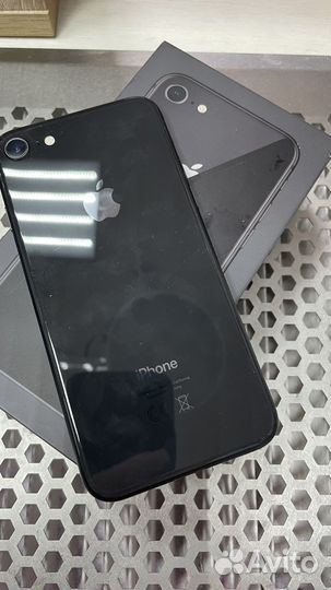 Телефон iPhone 8 64 gb