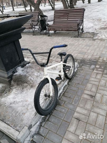 Трюковой велосипед bmx