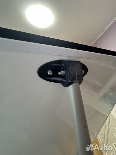 Флипчарт на треноге