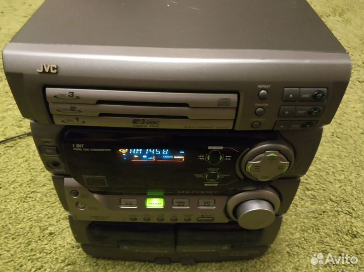 Музыкальный центр JVC