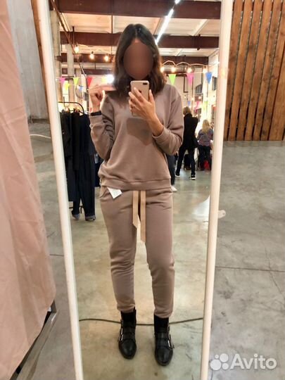 Спортивный костюм