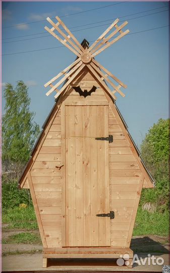 Дачный туалет деревянный SKU002