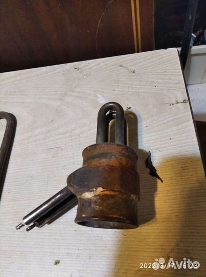 Тэны разные