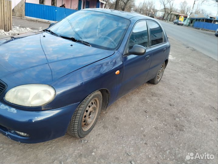 Daewoo Lanos 1.3 МТ, 2001, 320 000 км