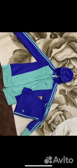 Спортивный костюм adidas