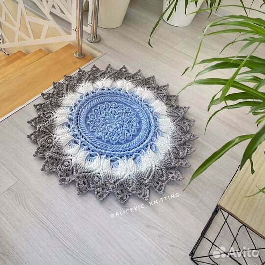 Ковер вязаный 91см