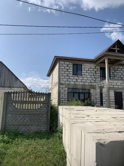 Дом 240 м² на участке 22 сот.