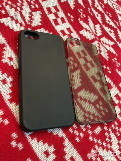 Чехол на iPhone