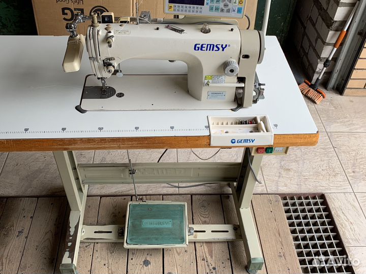 Швейная машина gemsy