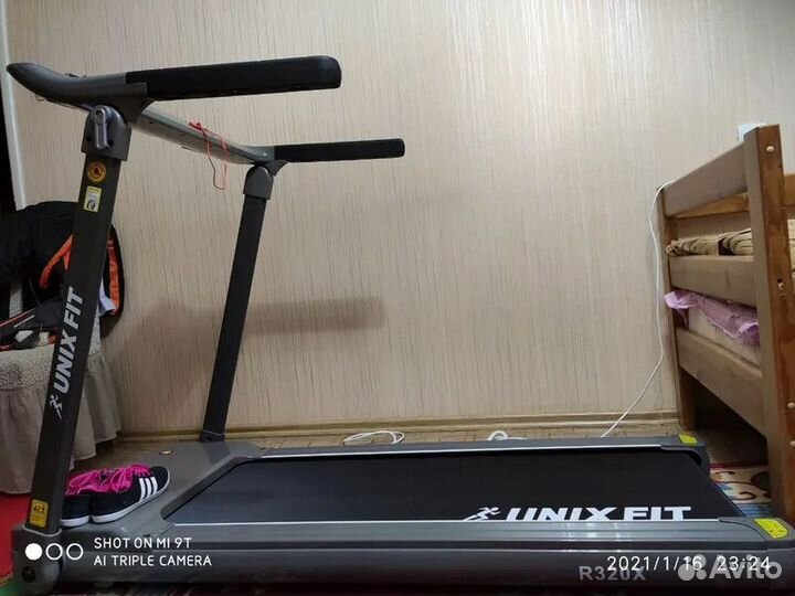 Беговая дорожка unixfit R-320X