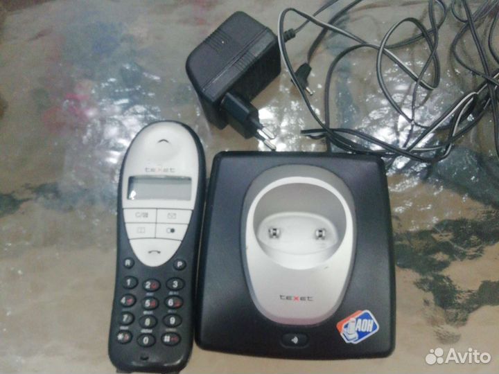 Телефон бесшнуровой