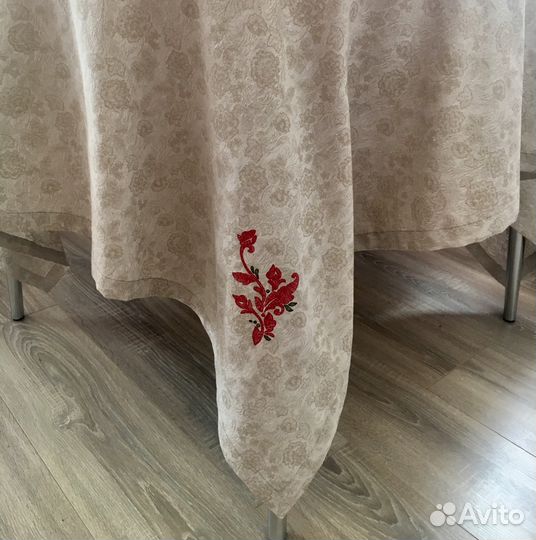 Скатерть с салфетками