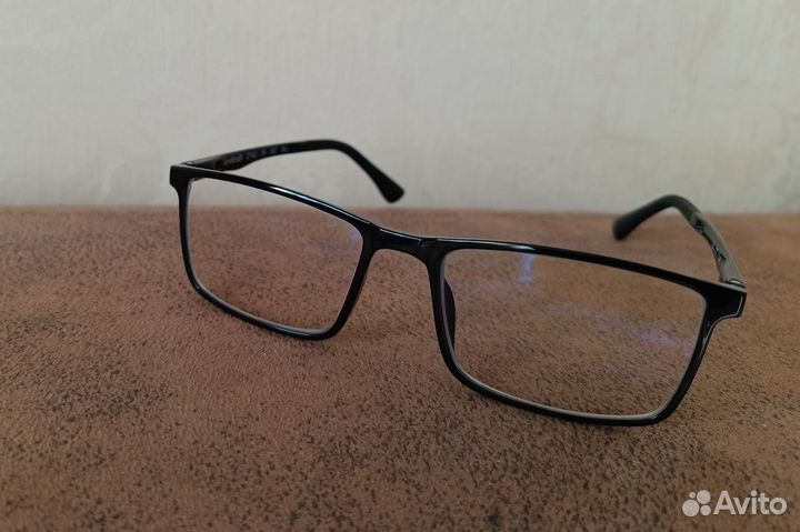 Очки для компьютера и повседневности