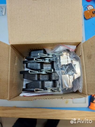 Тормозные колодки Citroen C5 задние TRW gdb1596