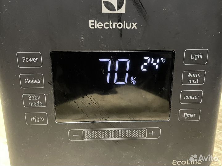 Увлажнитель Electrolux EHU-3710D