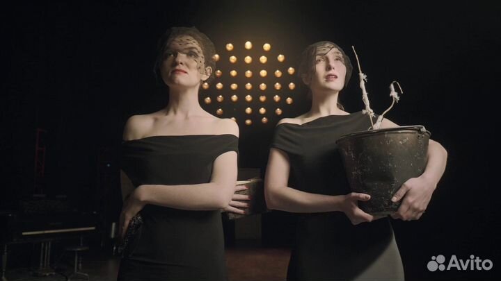 Педагог по актерскому мастерству и речи