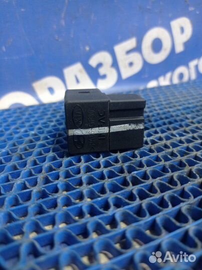 Датчик педали тормоза Hyundai I30 хэтчбек 2008