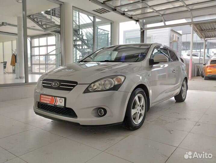 Kia Ceed 1.6 AT, 2008, 238 000 км