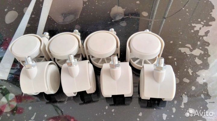 Колесики мебельные в ассортименте новые 4 шт