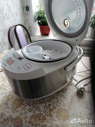 Мультиварка новая