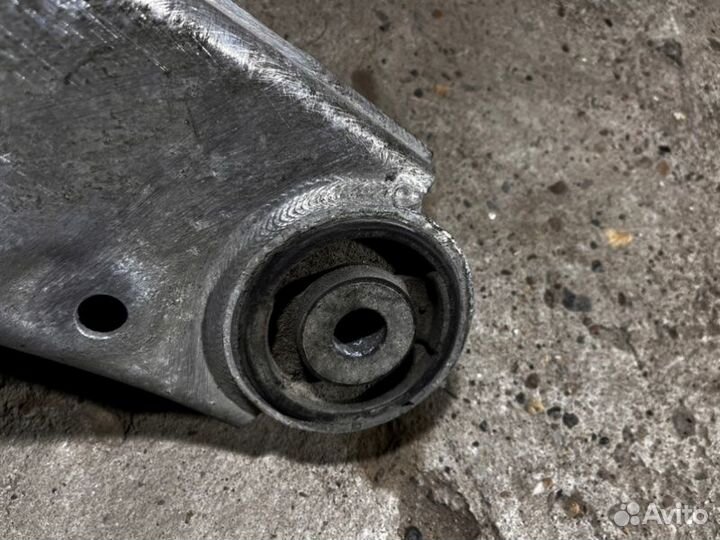 Балка подвески Audi A8 D3 6.0W12BTH 2005