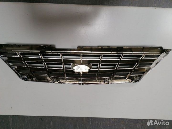 Решетка радиатора Kia Spectra