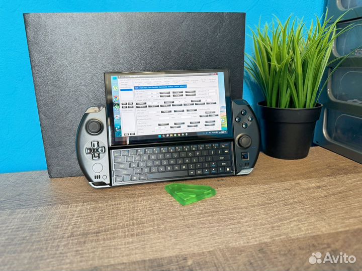 Игровая консоль GPD WIN 4 2024 8840/32gb/2Tb