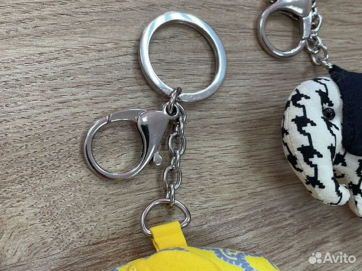 Слоник брелок для ключей новый мягкий