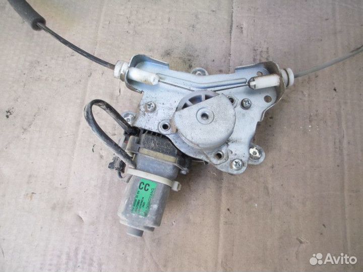 Стеклоподъемник электр. задний левый Opel Antara 2