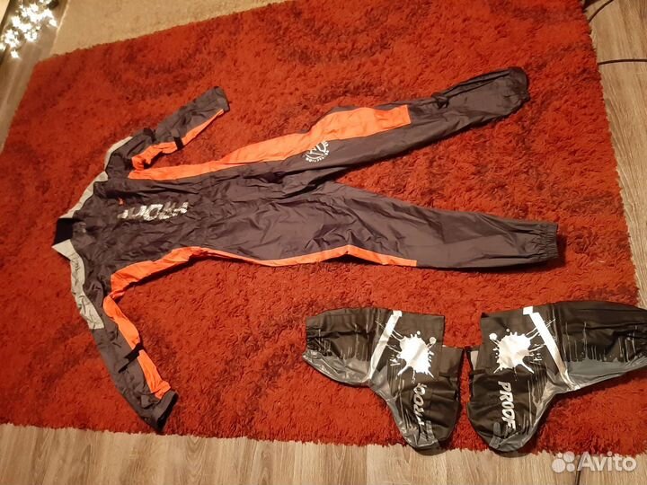 Дождевик и бахилы мото