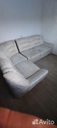 Большой угловой диван раскладной бу