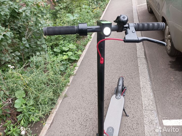 Самокат Xiaomi m365