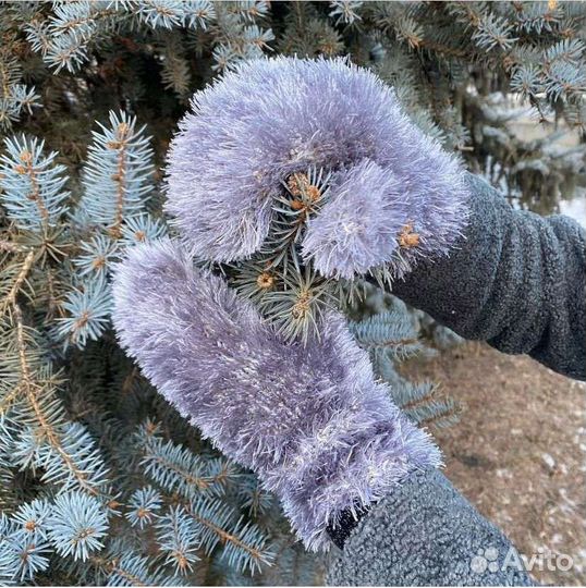 Варежки тёплые, пушистые.Любого цвета и размера