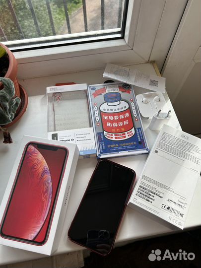 iPhone Xr 64gb красный