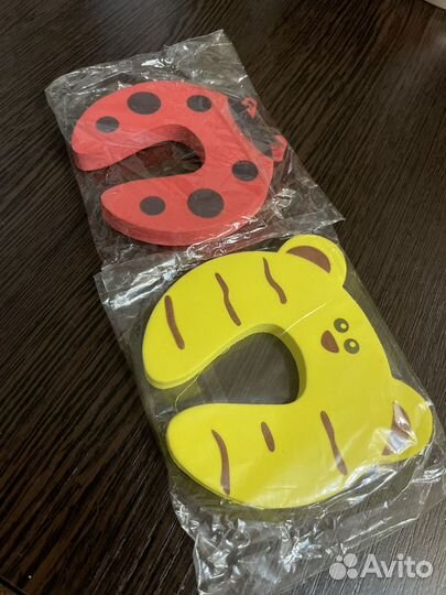 Блокиратор дверной, стоппер, ограничитель