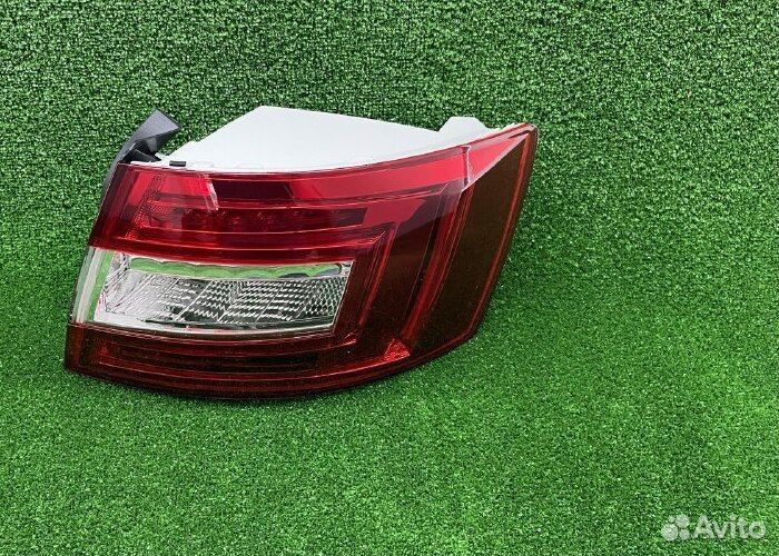 Фонарь правый Octavia A7 LED