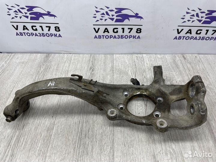 Кулак поворотный передний левый Audi A4 B8 cgka