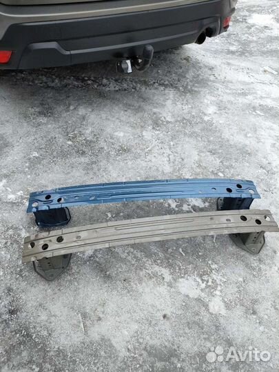 Усилитель бампера Subaru Forester 4
