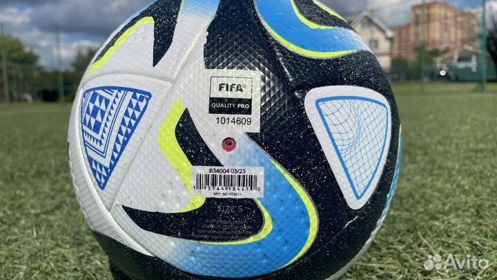 Футбольный мяч adidas Oceaunz женского чм-2023