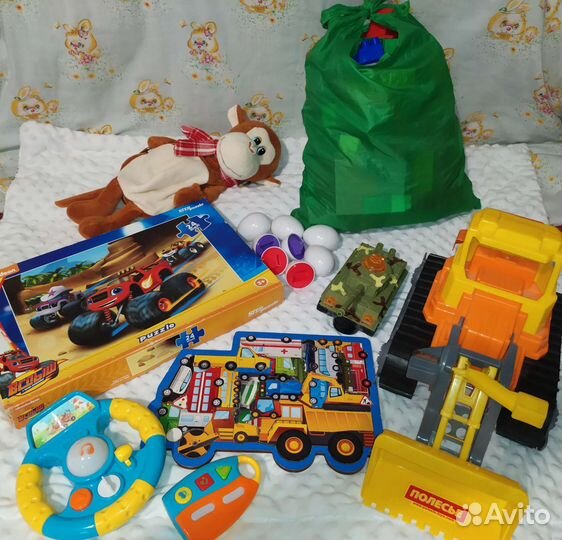 Развивающие игрушки пакетом