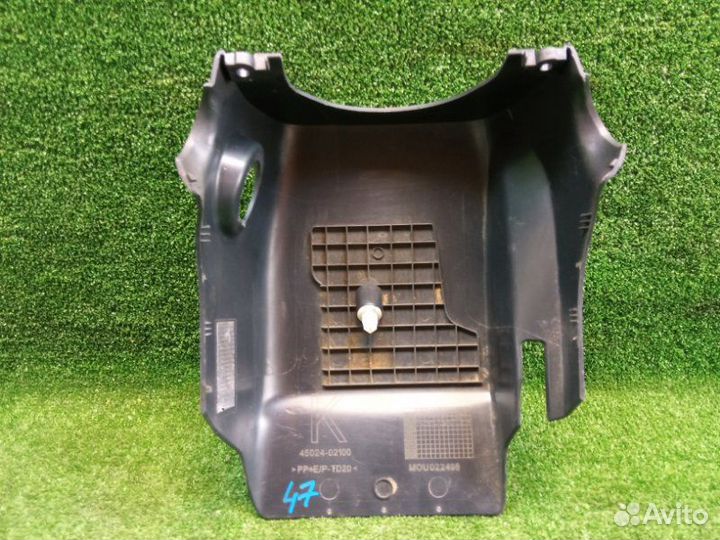 Кожух рулевой колонки Toyota Corolla ZRE210 1ZR