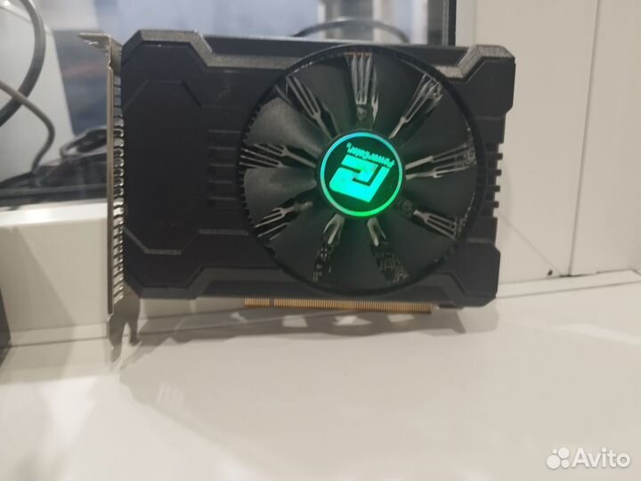 Видео карта amd radeon rx 550 4 GB