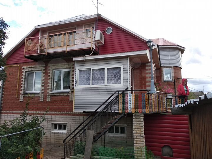 Дом 320 м² на участке 25 сот.